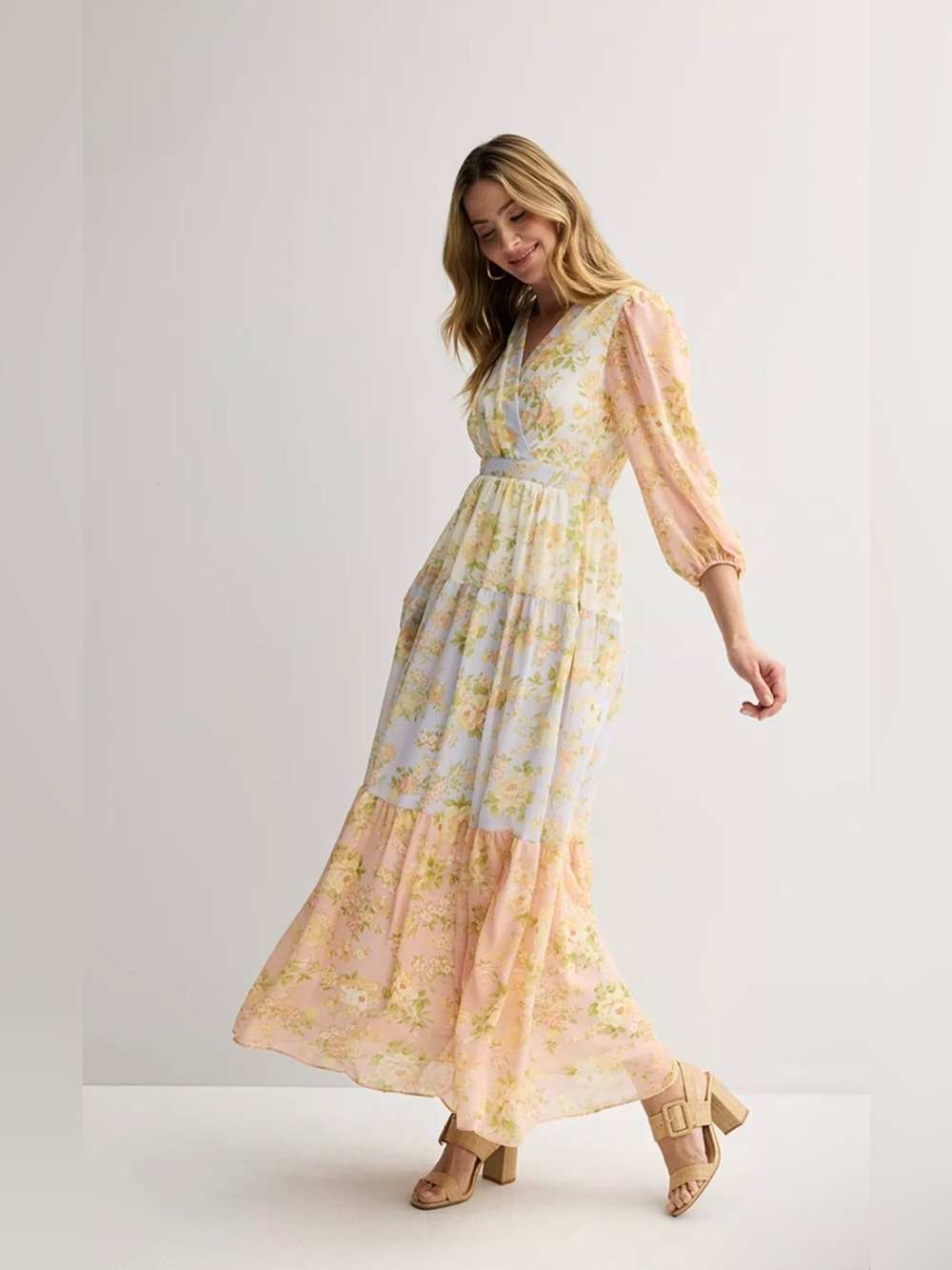 Women's Taylor Foldover Patchwork V-Neck Tiered Dress Size 18W NWT! - Picture 2 of 10